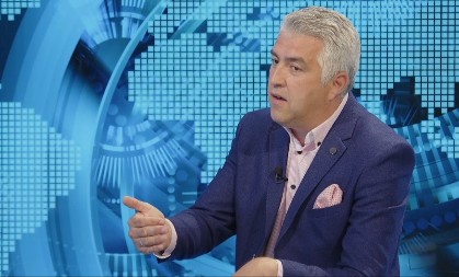 KALEZIĆ: Ako Knežević izađe iz Vlade, Spajićeva vlast se ruši kao kula od karata